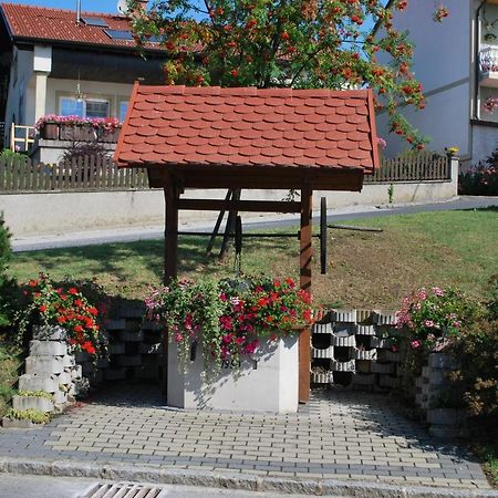 Helle, Offene Dachgeschosswohnung Mit Terrasse Oberloisdorf 外观 照片