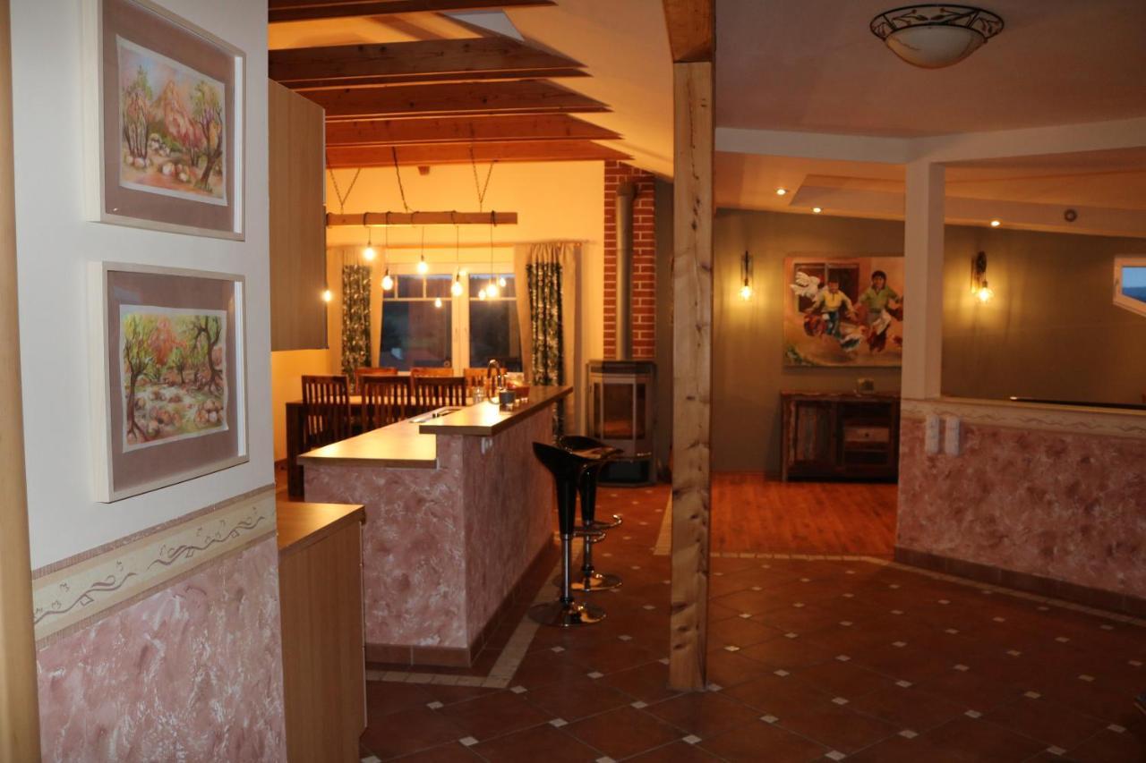 Helle, Offene Dachgeschosswohnung Mit Terrasse Oberloisdorf 外观 照片