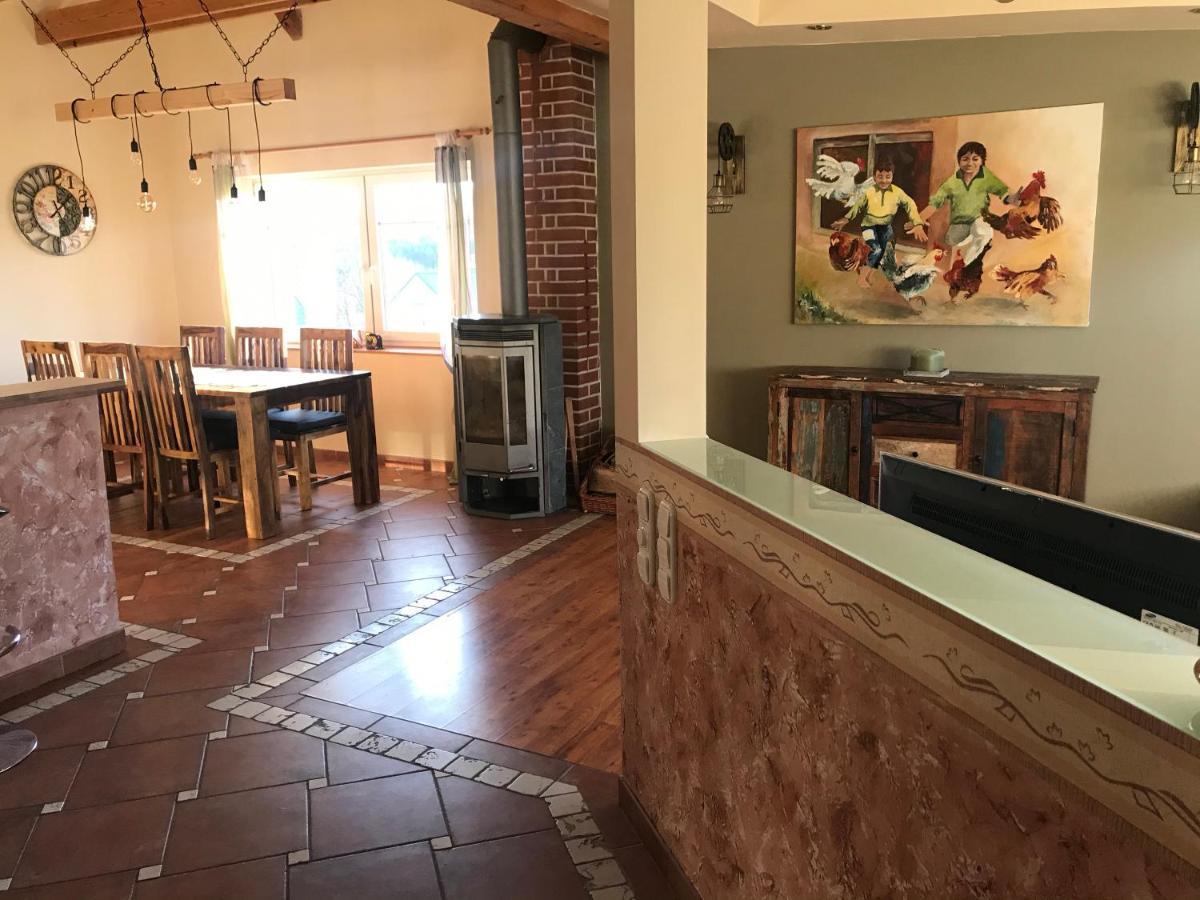 Helle, Offene Dachgeschosswohnung Mit Terrasse Oberloisdorf 外观 照片