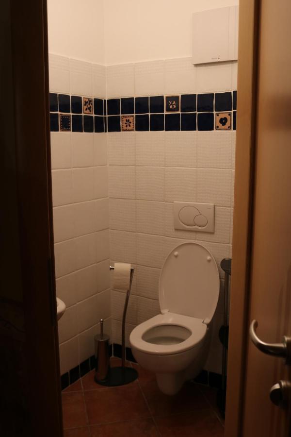 Helle, Offene Dachgeschosswohnung Mit Terrasse Oberloisdorf 外观 照片