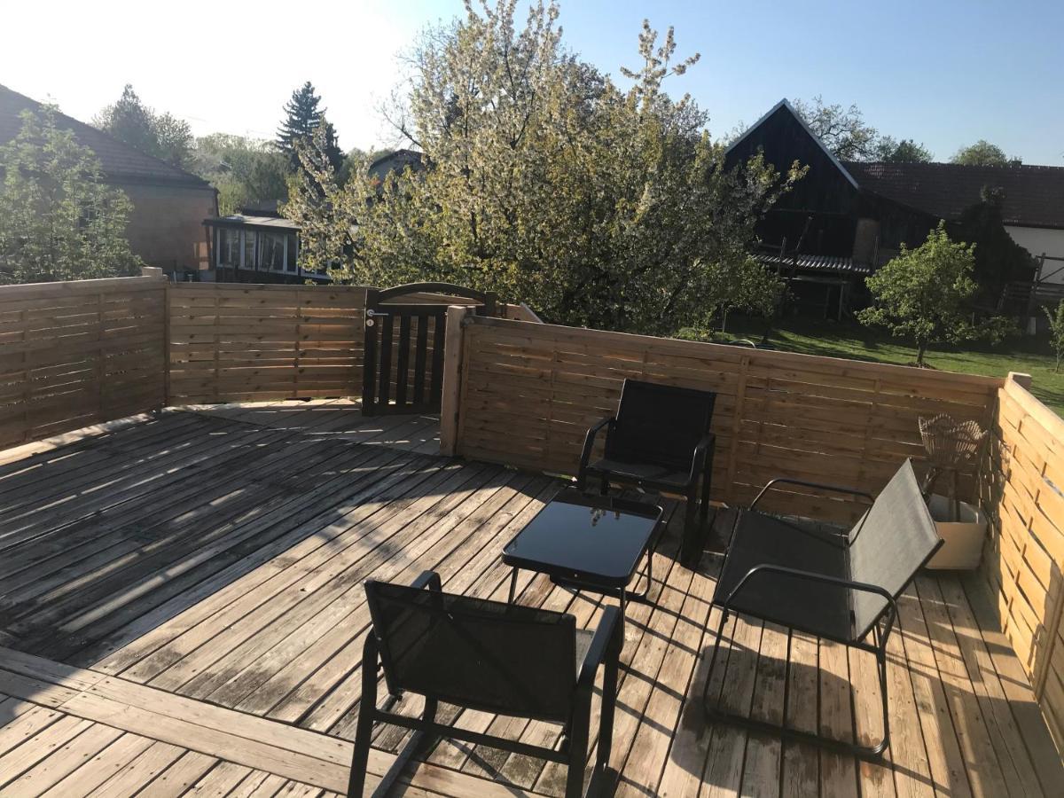 Helle, Offene Dachgeschosswohnung Mit Terrasse Oberloisdorf 外观 照片